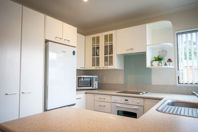 Photo of property in 1 Loader Place, Tawhero, Whanganui, 4501