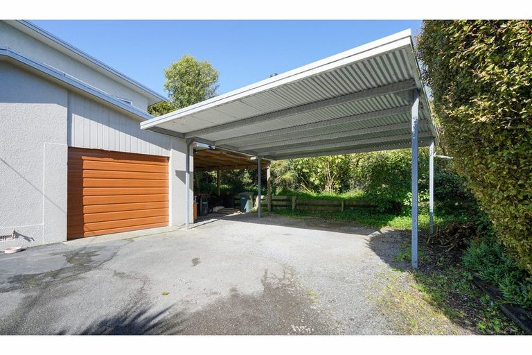 Photo of property in 11 Taiepa Road, Otatara, Invercargill, 9879