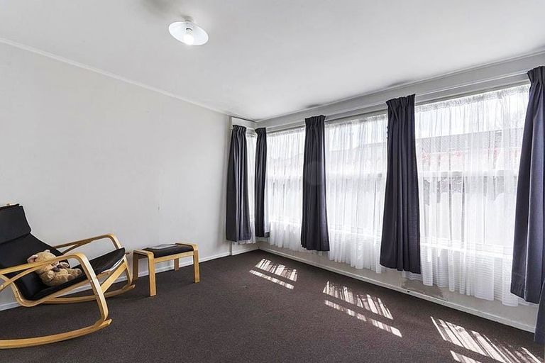 Photo of property in 24a Blanes Road, Weymouth, Auckland, 2103