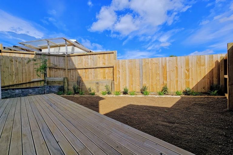 Photo of property in 25c Jandell Crescent, Bucklands Beach, Auckland, 2014