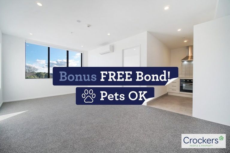 Photo of property in 202/5 Rauemi Way, Te Atatu South, Auckland, 0610