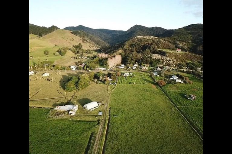 Photo of property in 684 Kaitaia Awaroa Road, Ahipara, Kaitaia, 0481