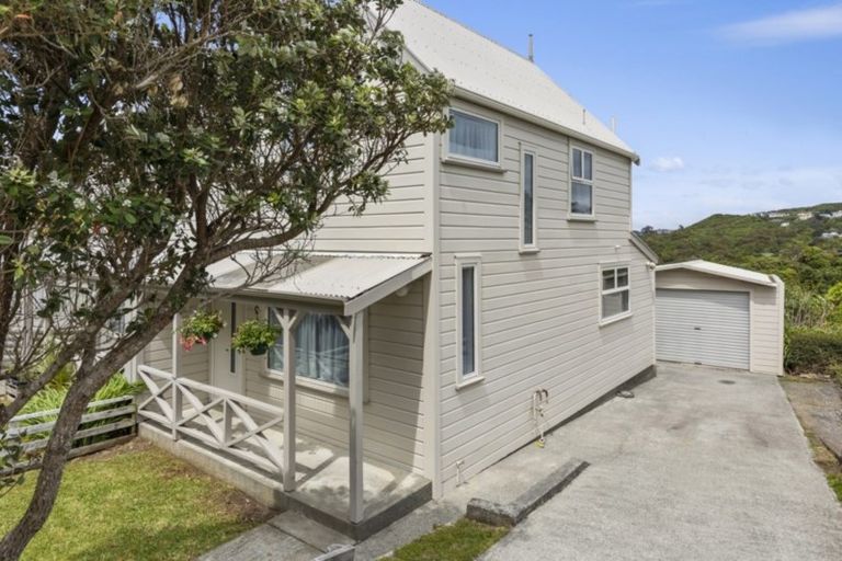 Photo of property in 30b Cypress Drive, Maungaraki, Lower Hutt, 5010