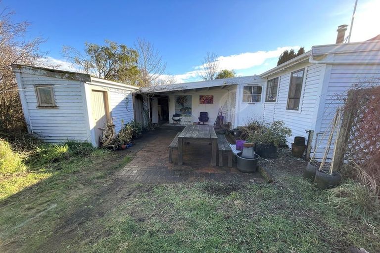 Photo of property in 869 Tahakopa Valley Road, Tahakopa, Owaka, 9586