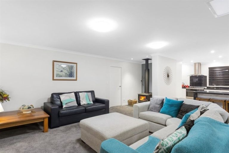 Photo of property in 33 Glenpark Crescent, Bethlehem, Tauranga, 3110