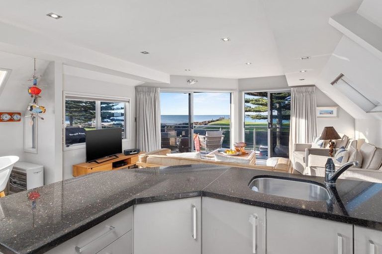 Photo of property in 44a Marine Parade, Mount Maunganui, 3116