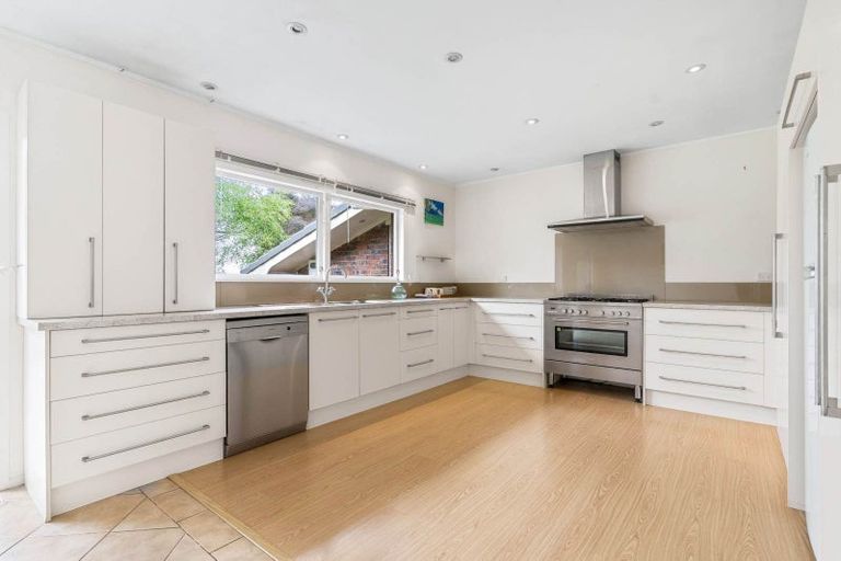 Photo of property in 1230 Alfriston Road, Alfriston, Manurewa, 2576