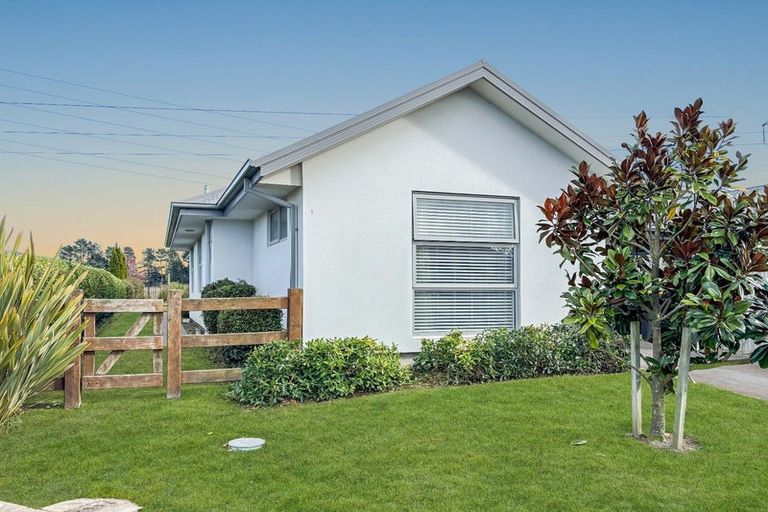 Photo of property in 12 Helmore Street, Rangiora, 7400