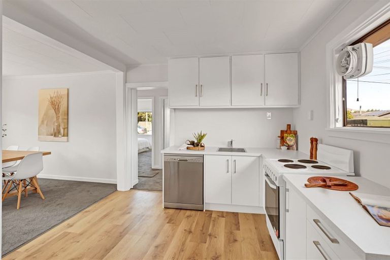 Photo of property in 65 Mackworth Street, Woolston, Christchurch, 8062