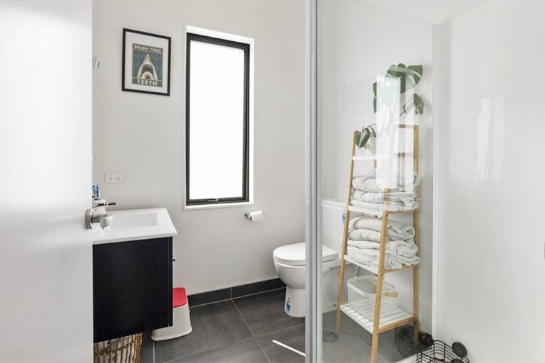 Photo of property in 4b Mamari Street, Rongotai, Wellington, 6022