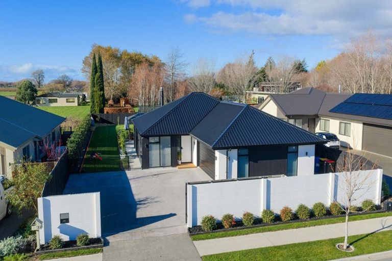 Photo of property in 20 Spencer Place, Springlands, Blenheim, 7201