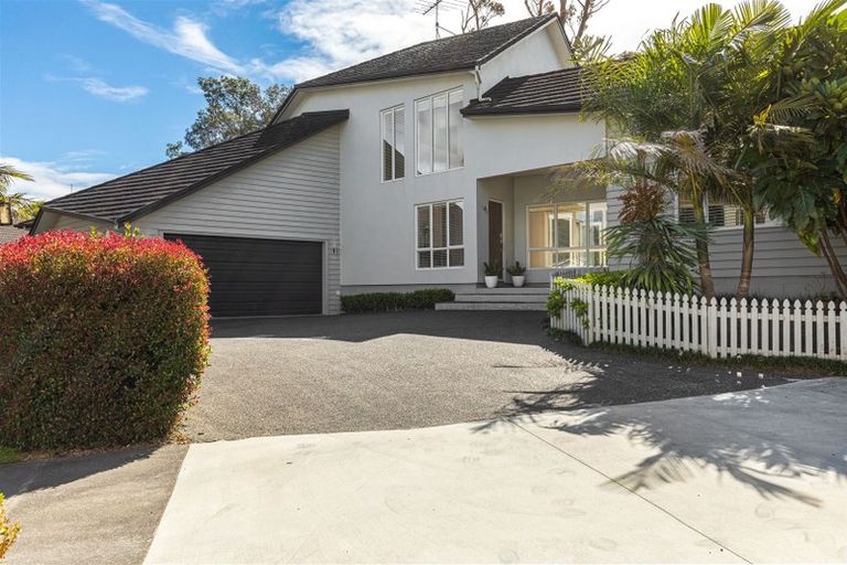 Photo of property in 30c Marine Parade, Mellons Bay, Auckland, 2014