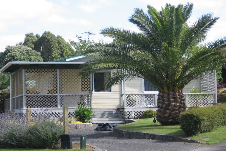 Photo of property in 2 Nathan Place, Athenree, Katikati, 3177