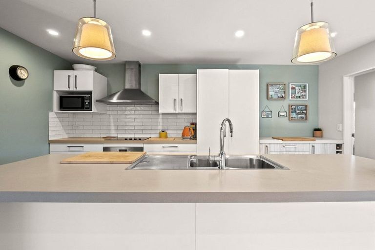 Photo of property in 28 Woodstock Road, Lower Shotover, Queenstown, 9304