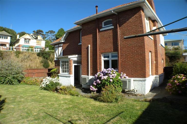 Photo of property in 25 Jones Street, Dunedin Central, Dunedin, 9016