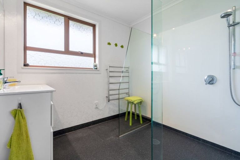 Photo of property in 101 Main Road, Clinton, 9534