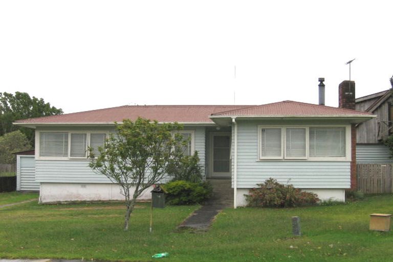 Photo of property in 16 O'donn Avenue, Beach Haven, Auckland, 0626