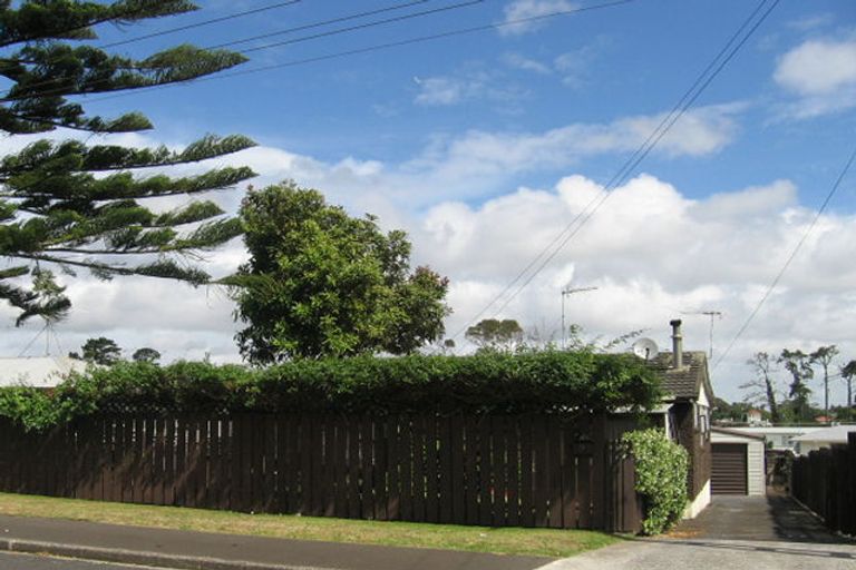 Photo of property in 27 Parry Road, Mount Wellington, Auckland, 1062