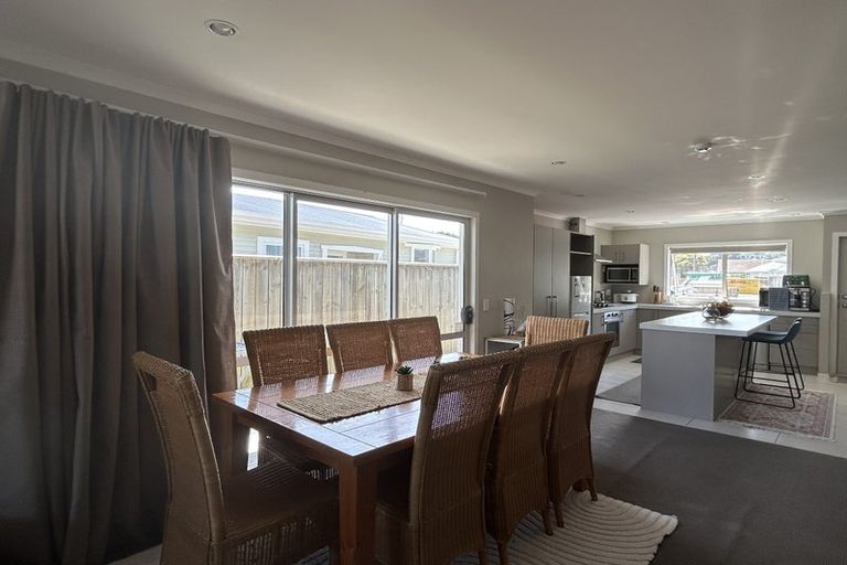 Photo of property in 33 Aparima Avenue, Miramar, Wellington, 6022