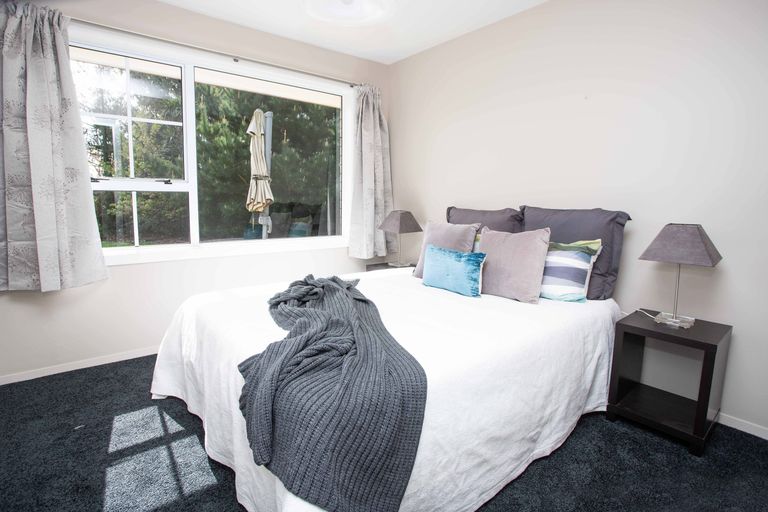 Photo of property in 3 Pateley Lane, Aranui, Christchurch, 8061