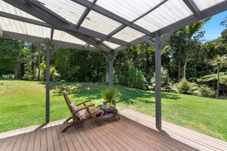 Photo of property in 128 Bodhisattva Road, Waitoki, Silverdale, 0994