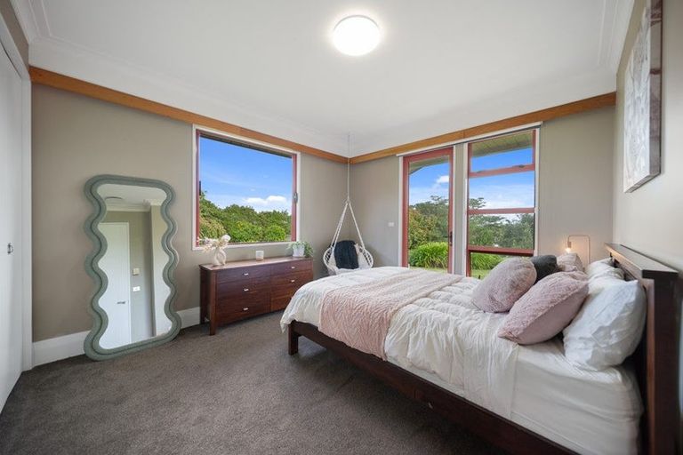Photo of property in 15 Kaipara Road, Papakura, 2582
