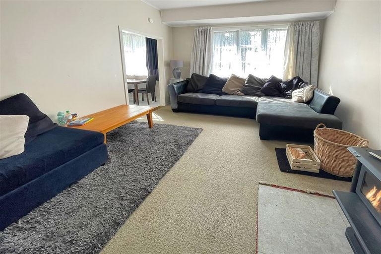 Photo of property in 40 Cole Street, Dannevirke, 4930