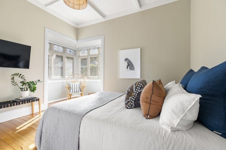 Photo of property in 26 Jubilee Avenue, Devonport, Auckland, 0624