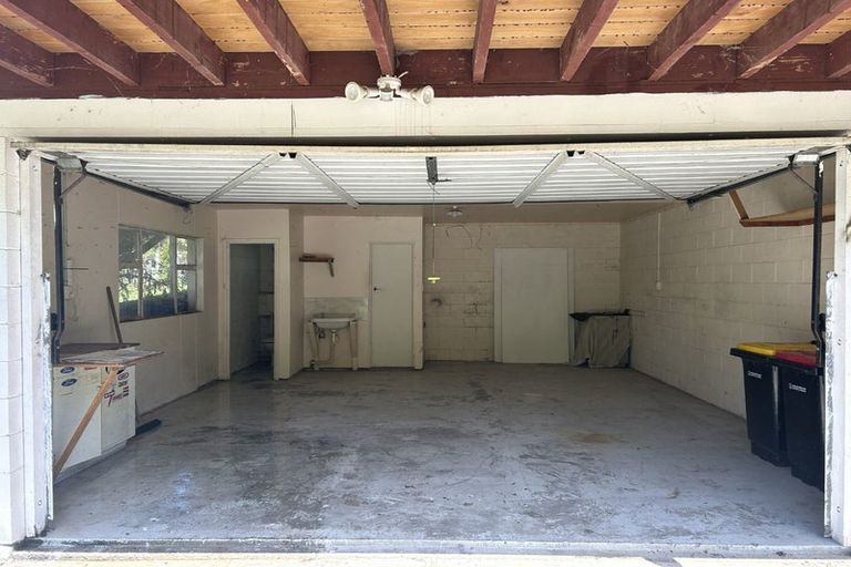 Photo of property in 38 Buller Street, Picton, 7220