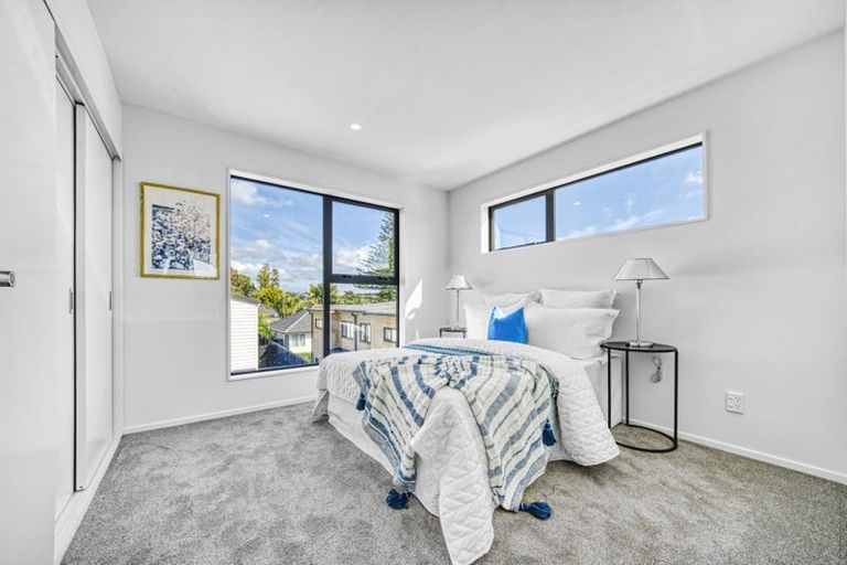 Photo of property in 2/38 Kervil Avenue, Te Atatu Peninsula, Auckland, 0610