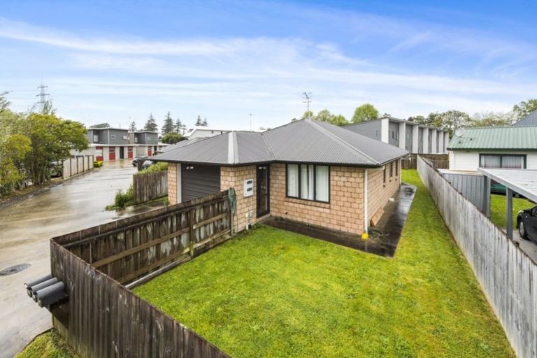Photo of property in 6 Tralee Place, Hillcrest, Hamilton, 3216