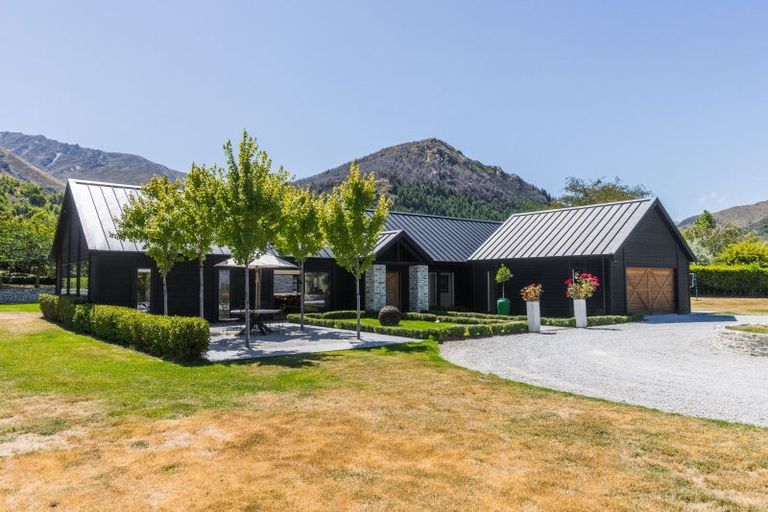 Photo of property in Butel Park, 15 Essex Avenue, Arrowtown, 9302