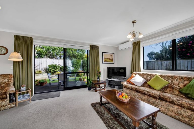 Photo of property in 156a Mangorei Road, Merrilands, New Plymouth, 4312