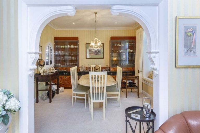 Photo of property in 302 Park Road, Hokowhitu, Palmerston North, 4410