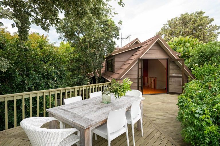 Photo of property in 22 Cedar Road, Te Awanga, 4102