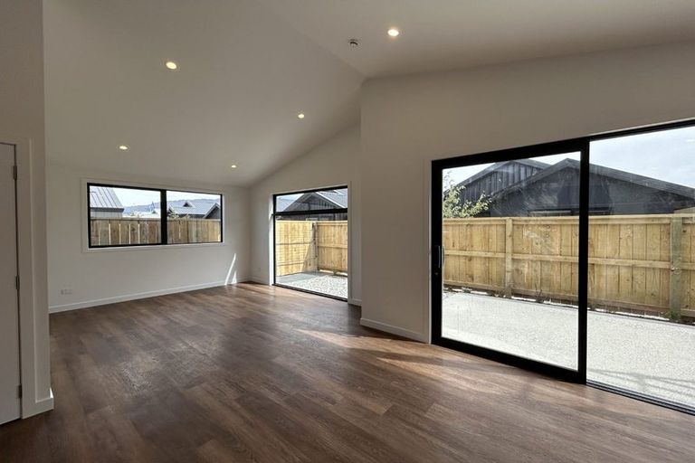 Photo of property in 169 Howden Drive, Jacks Point, 9371