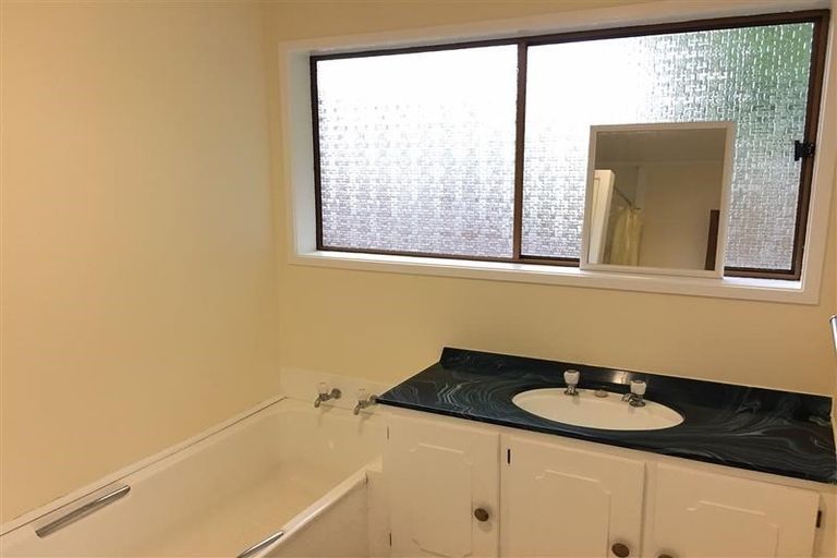 Photo of property in 2/50 Ramsey Street, Papatoetoe, Auckland, 2025