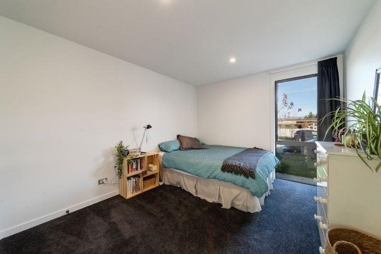 Photo of property in 1 Edna Lane, Lake Hawea, Wanaka, 9382