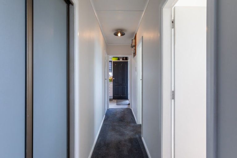 Photo of property in 28 Victor Street, Dannevirke, 4930