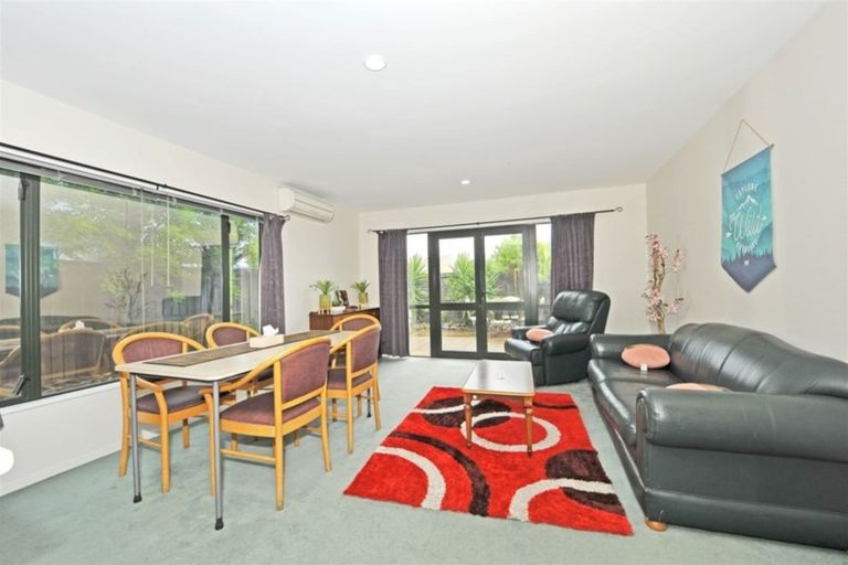 Photo of property in 1/2 Leamington Street, Addington, Christchurch, 8024