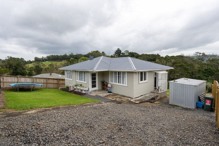 Photo of property in 8 Smeath Road, Kawakawa, 0210