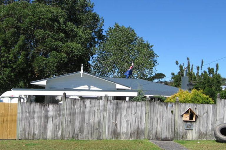 Photo of property in 47 Cron Avenue, Te Atatu South, Auckland, 0610