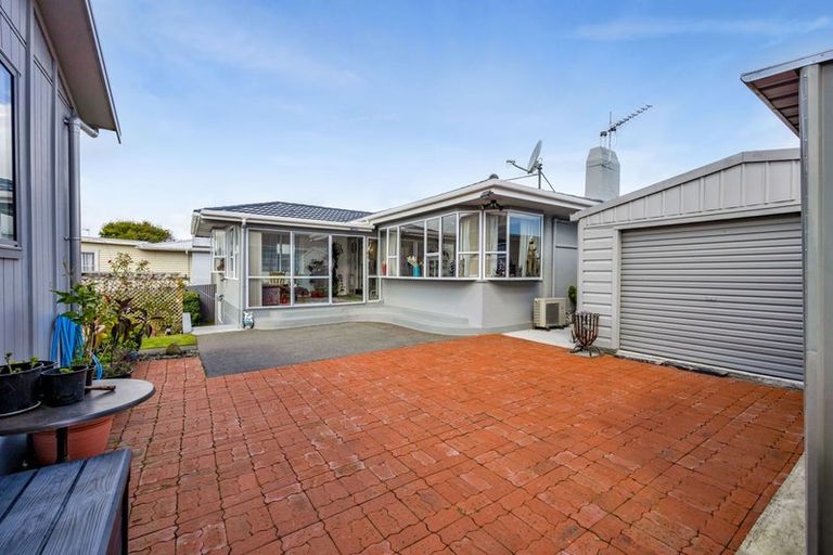 Photo of property in 14 Ropata Street, Hawera, 4610