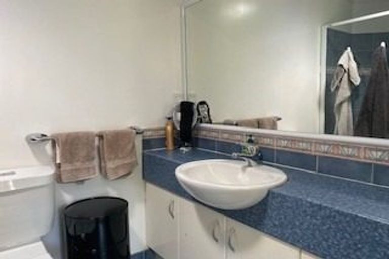 Photo of property in 6 Red Oak Place, Schnapper Rock, Auckland, 0632