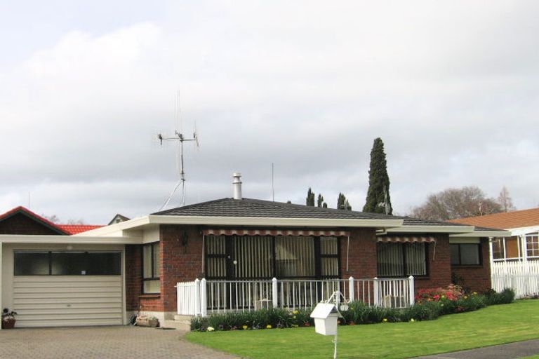 Photo of property in 1 Benjamin Place, Matua, Tauranga, 3110