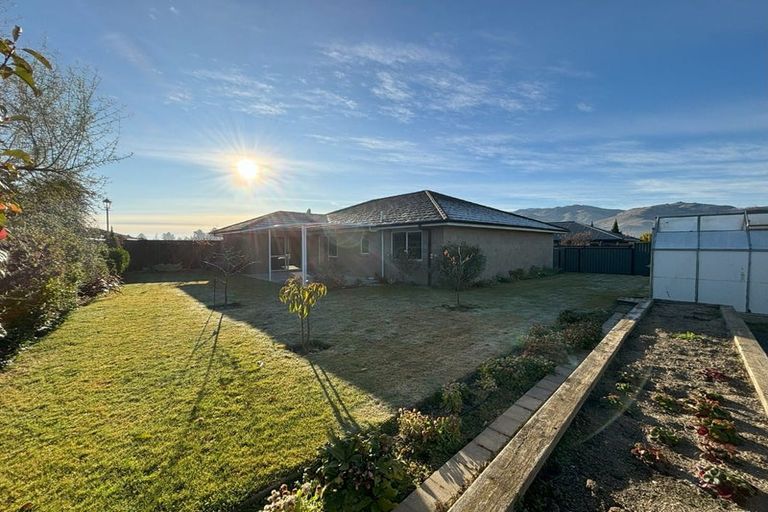 Photo of property in 9 Olds Crescent, Cromwell, 9310