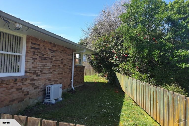 Photo of property in 1/5 Hawthorne Place, Ellerslie, Auckland, 1051