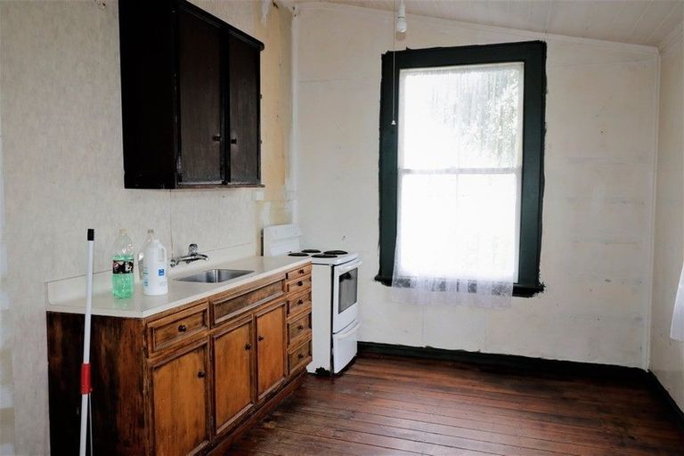 Photo of property in 3 Gorran Avenue, Gonville, Whanganui, 4501