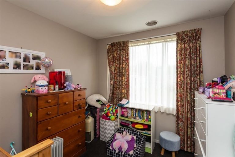 Photo of property in 21 Maces Road, Bromley, Christchurch, 8062