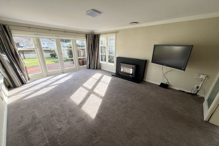 Photo of property in 78 Oxford Street, Tawa, Wellington, 5028